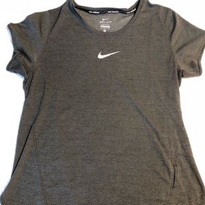 Heather grey Nike workout top